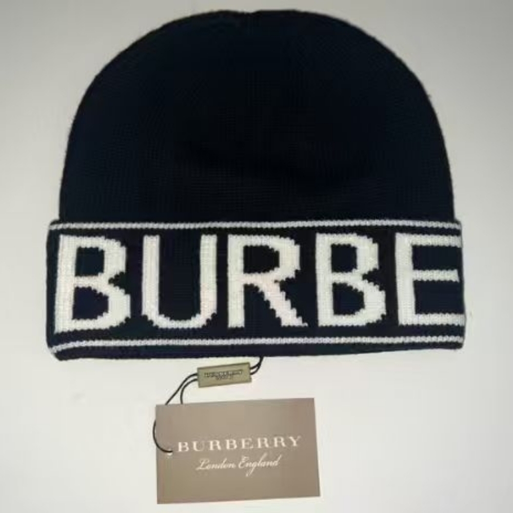 Burberry Logo Knit Beanie Black